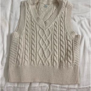 American Eagle V-Neck Cream Sweater Vest